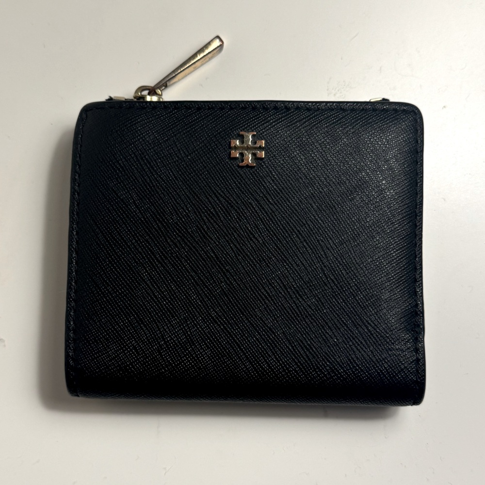 Tory Burch Women’s Small Leather Bi-Fold Wallet